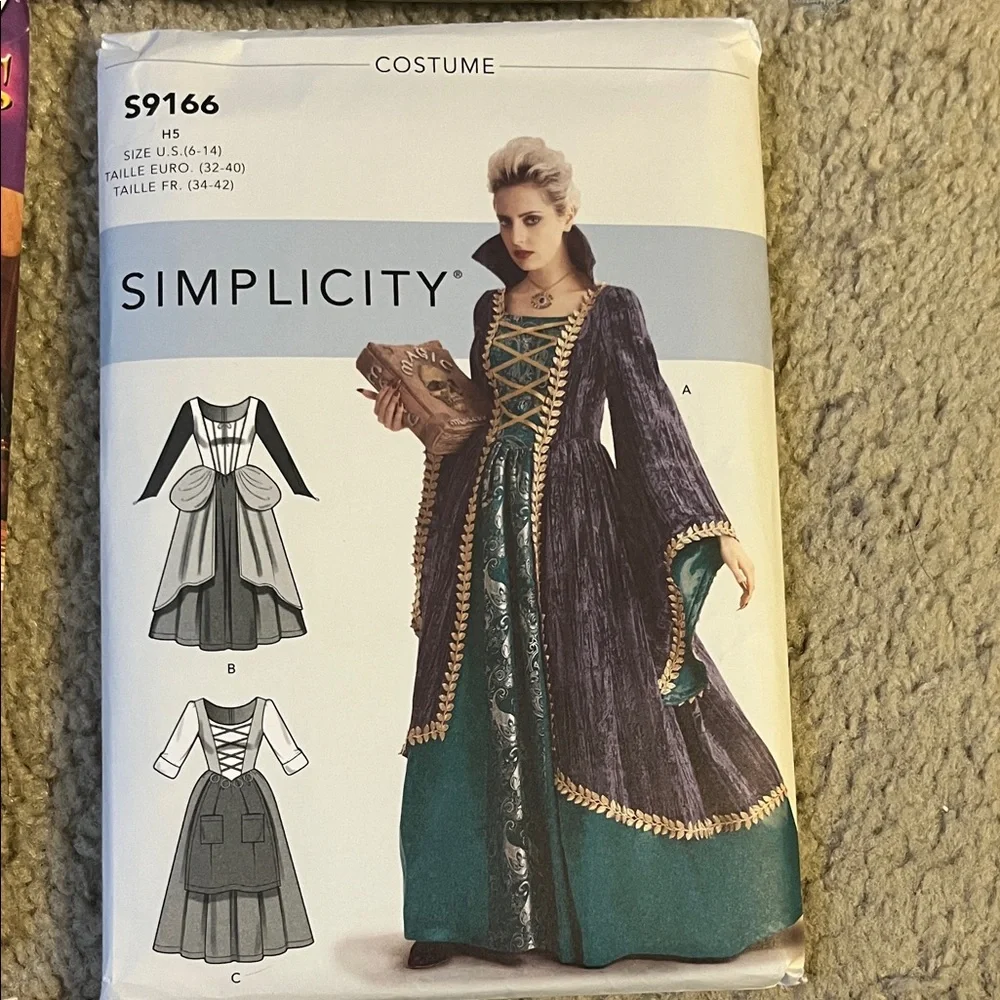 Simplicity Women’s Costume Pattern Collection - Picture 6 of 13